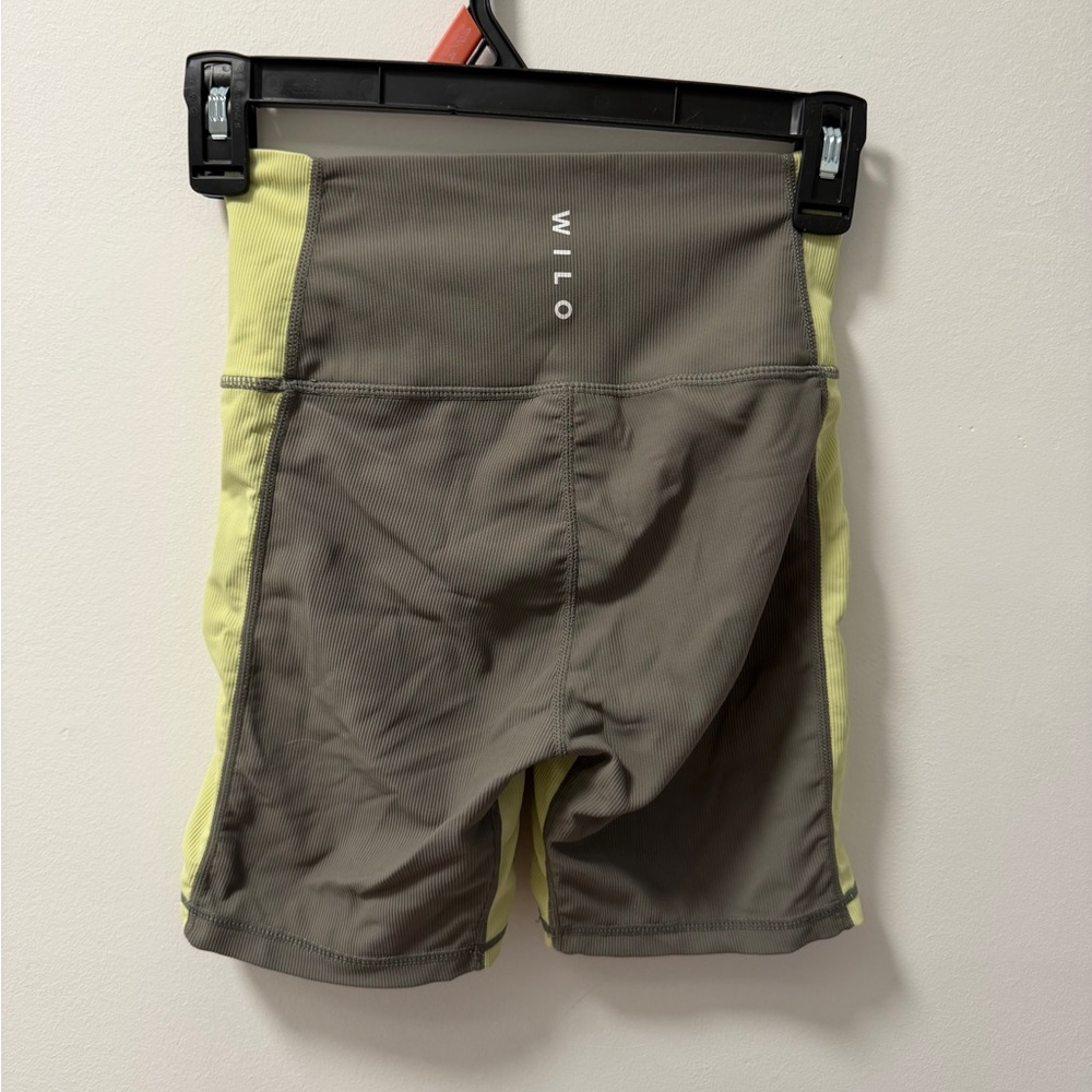 Wilo Women’s Ribbed Bike Shorts